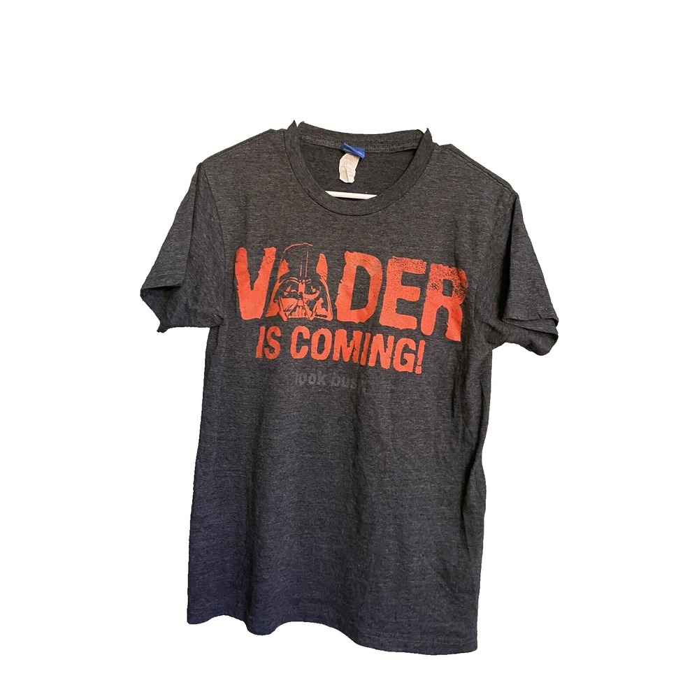 Star Wars Vader Is Coming Look Busy Graphic T‑Shirt Men's Small Charcoal